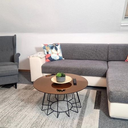 Ferienwohnung Landlicht Mit Terrasse In Ruhiger Lage Sulingen Esterno foto